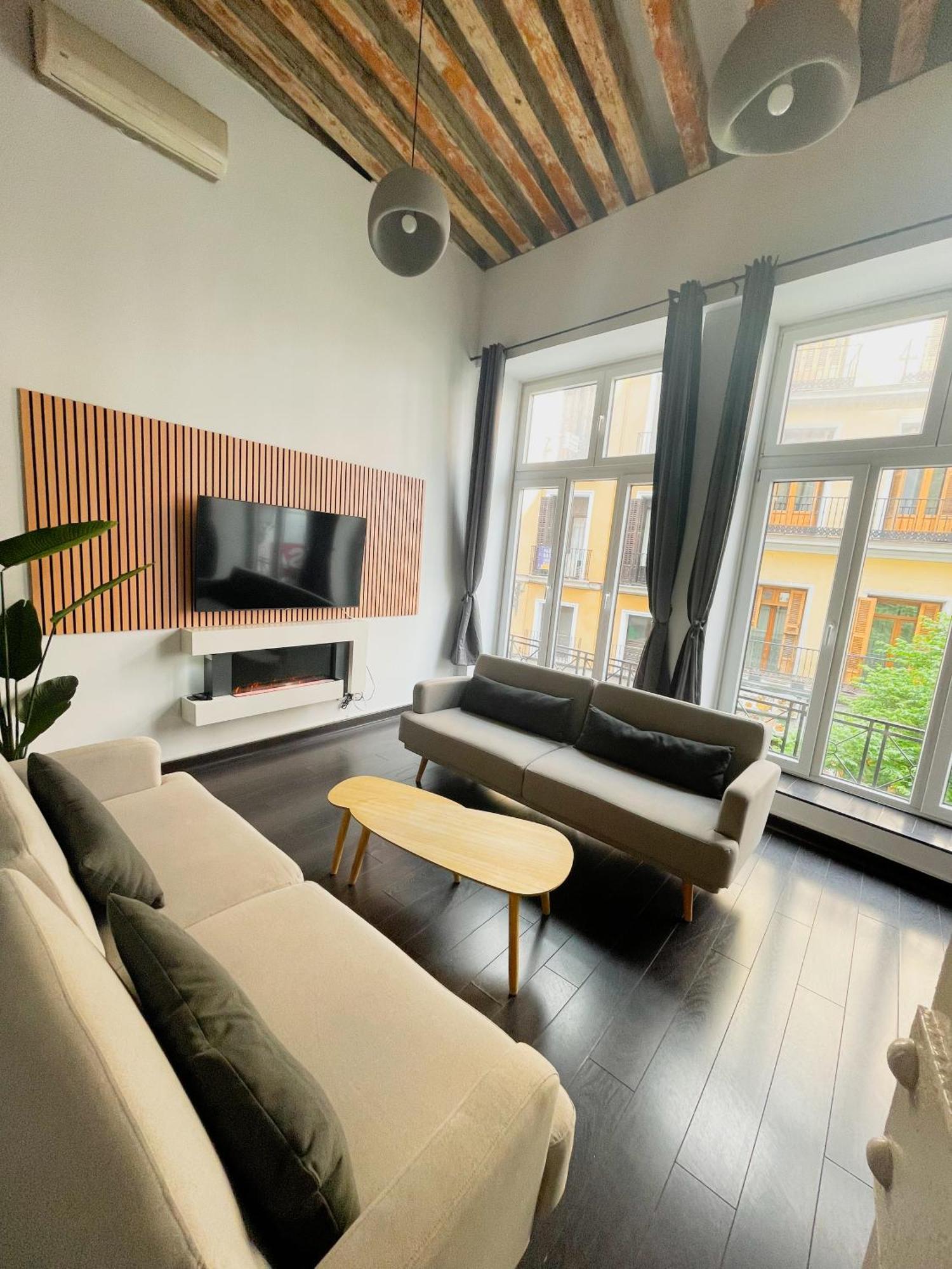 Apartmán Carretas Duplex Exterior Derecha Madrid Exteriér fotografie